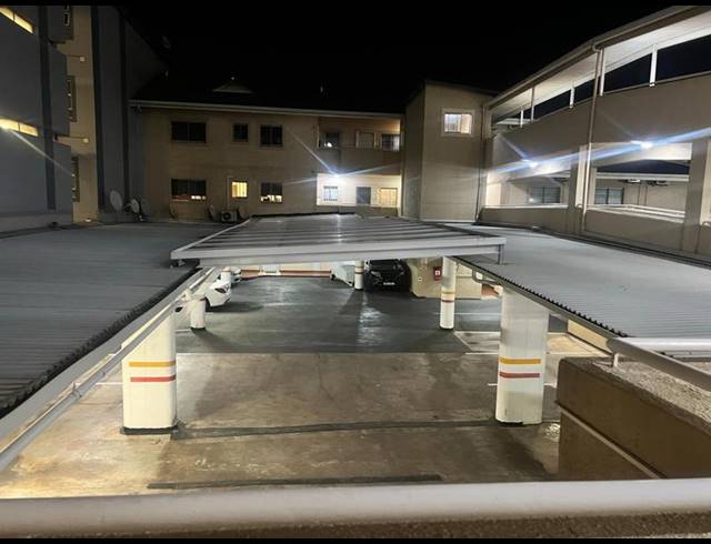 3 BEDROOM APARTMENT FOR SALE IN UMHLANGA RIDGE